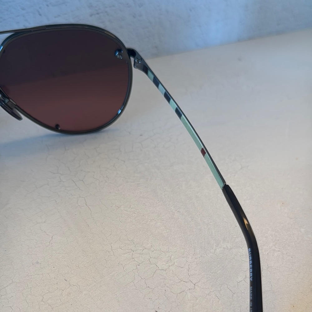 Burberry Aviator Sunglasses - Picture 9 of 15